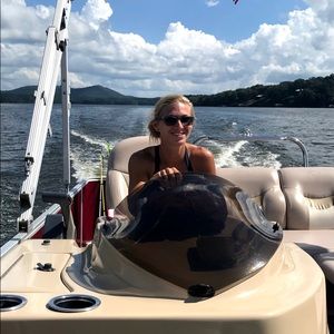 Meet your Posher, Valerie